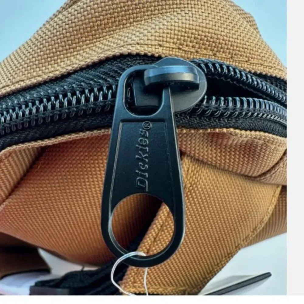 Dickies Logo Hipsack Bag Unisex Men's Women's 6" x 9.25" x 2.75" Brown New - Picture 11 of 13